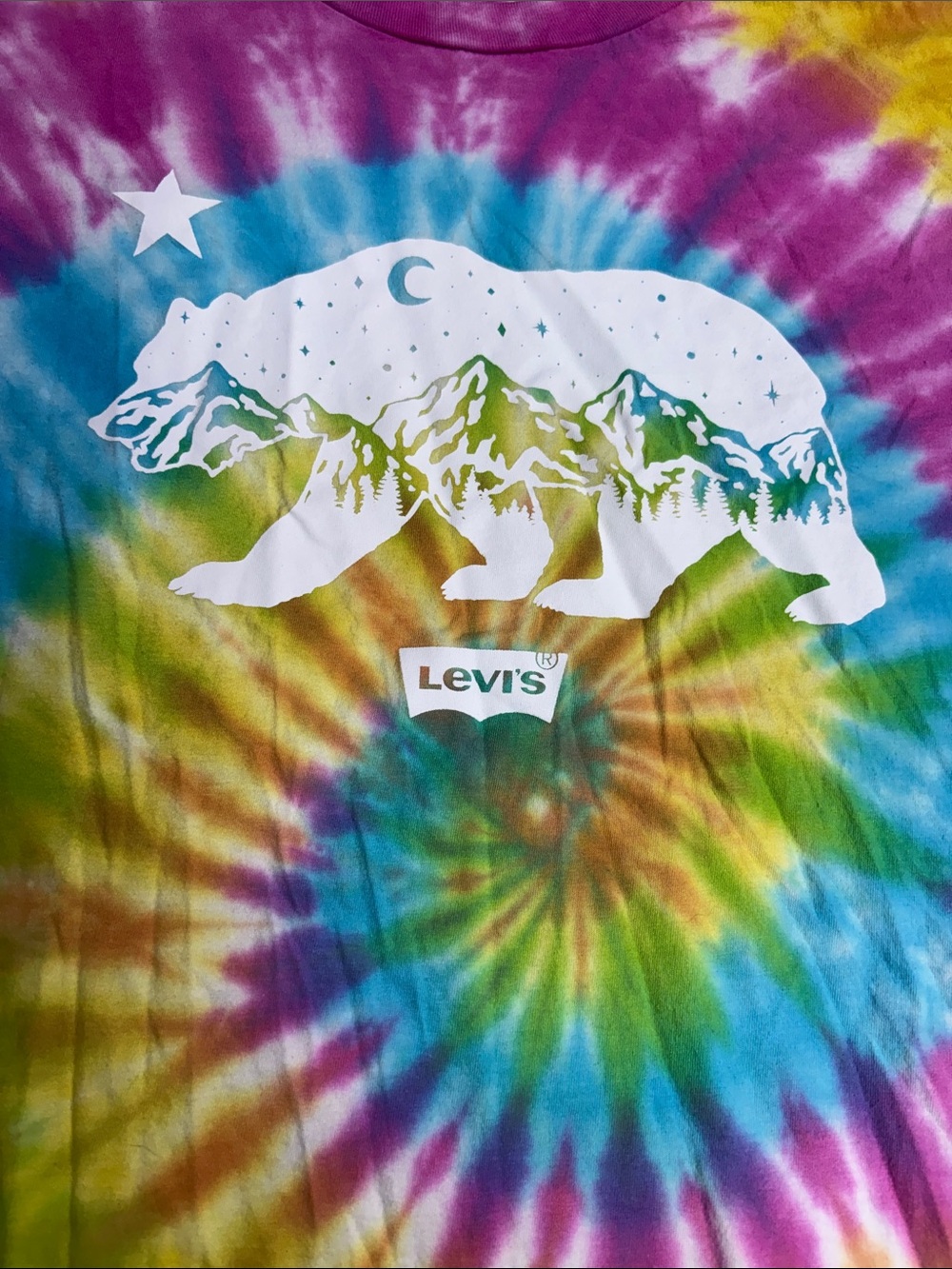 Levi's Rainbow Tie-Dye Bear Graphic Tee - Blue, Purple, Green, Yellow